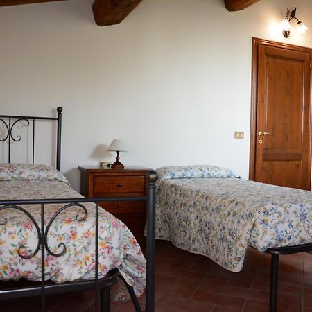 Agriturismo Podere Casalone Limite Eksteriør bilde