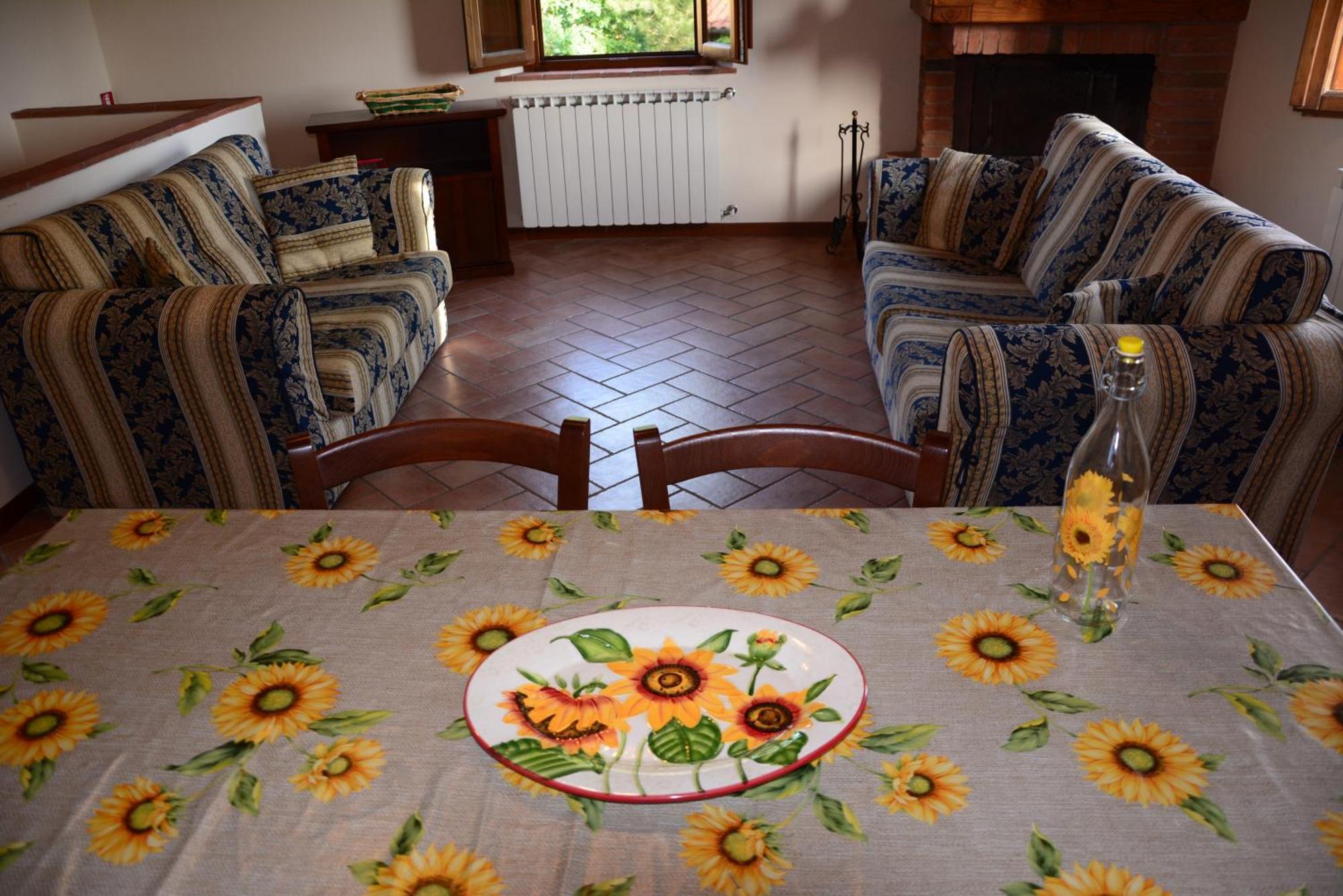 Agriturismo Podere Casalone Limite Eksteriør bilde